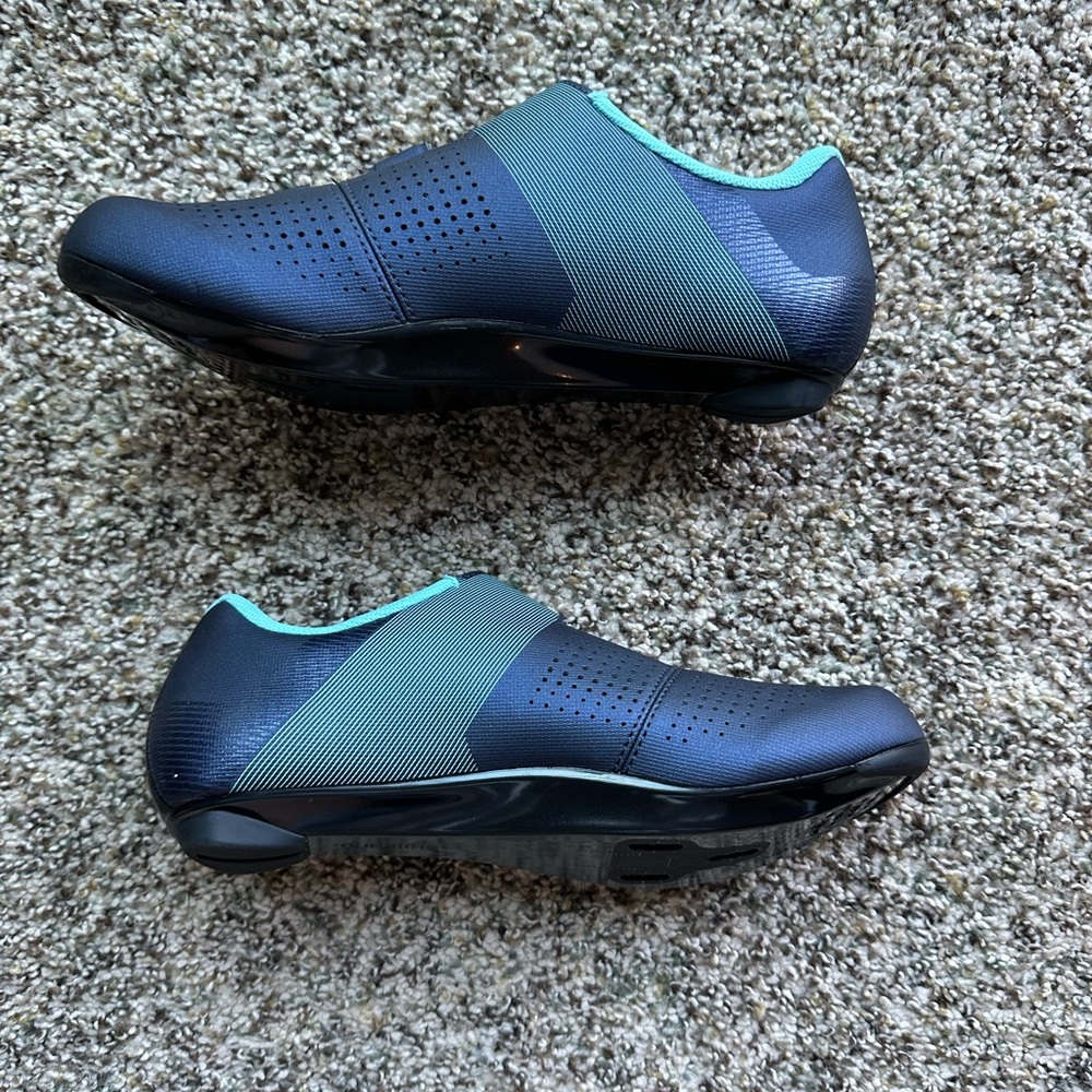 NWOT Shimano RC1 Women’s Cycling Shoes - Picture 6 of 7